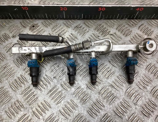 Форсунка Volkswagen Passat B5 (3B) 1996-2000  Volkswagen Passat Passat B5 (3B) 1996-2000