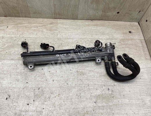 Топливная рампа Volkswagen Golf IV (1J) 1997-2004  Volkswagen Golf Golf IV (1J) 1997-2004