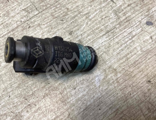 Форсунка Renault Megane II 2002-2006  Renault Megane Megane II 2002-2006