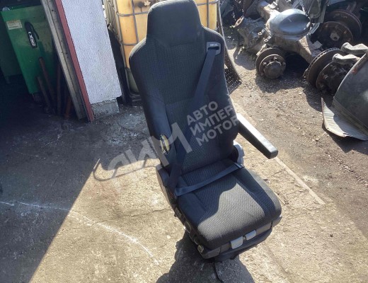 Сиденье переднее левое Setra S315 (NF) 1996-2006  Setra S S315 (NF) 1996-2006