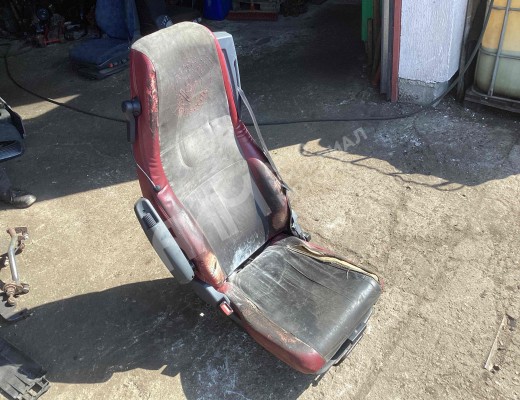 Сиденье переднее левое Scania 4-series 1995-2004  Scania 4-series 4-series 1995-2004