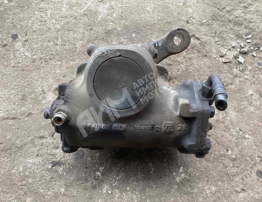 Редуктор рулевой Mercedes Citaro (O530) 1997-2007  Mercedes Citaro Citaro (O530) 1997-2007