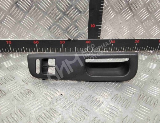 Ручка внутренняя передняя левая Volkswagen Golf IV (1J) 1997-2004  Volkswagen Golf Golf IV (1J) 1997-2004