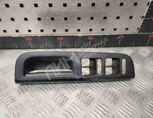 Ручка внутренняя передняя левая Volkswagen Golf IV (1J) 1997-2004  Volkswagen Golf Golf IV (1J) 1997-2004