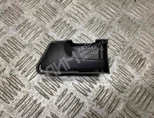 Ручка внутренняя передняя левая Volkswagen Golf III (1H) 1991-1997  Volkswagen Golf Golf III (1H) 1991-1997