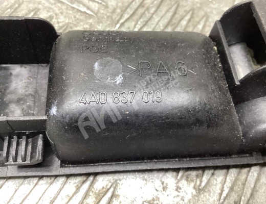 Ручка внутренняя передняя левая Audi A6 C4 (4A) 1994-1997  Audi A6 A6 C4 (4A) 1994-1997
