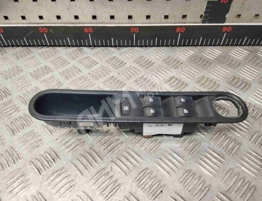 Блок управления стеклоподъемниками Renault Espace IV 2002-2006  Renault Espace Espace IV 2002-2006