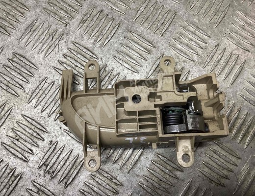 Ручка внутренняя передняя левая Nissan Murano I (Z50) 2002-2008  Nissan Murano Murano I (Z50) 2002-2008