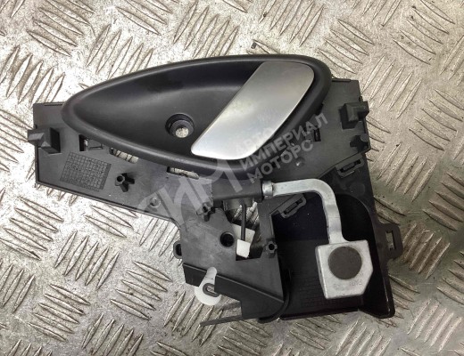 Ручка внутренняя задняя левая Citroen C5 I 2004-2008 рестайлинг  Citroen C5 C5 I 2004-2008 рестайлинг