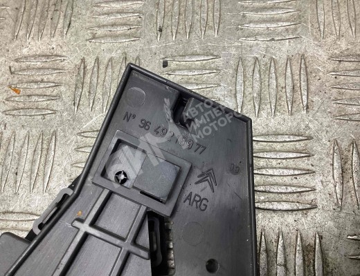 Ручка внутренняя задняя левая Citroen C5 I 2001-2004  Citroen C5 C5 I 2001-2004