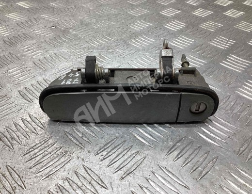 Ручка наружная передняя левая Audi A6 C5 (4B) 2001-2004 рестайлинг  Audi A6 A6 C5 (4B) 2001-2004 рестайлинг
