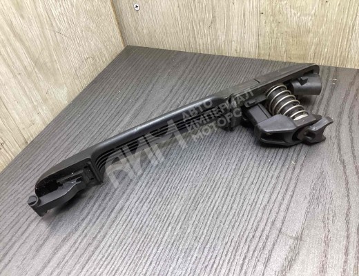 Ручка наружная передняя левая Mercedes Sprinter I (W901-905) 1995-2006  Mercedes Sprinter Sprinter I (W901-905) 1995-2006