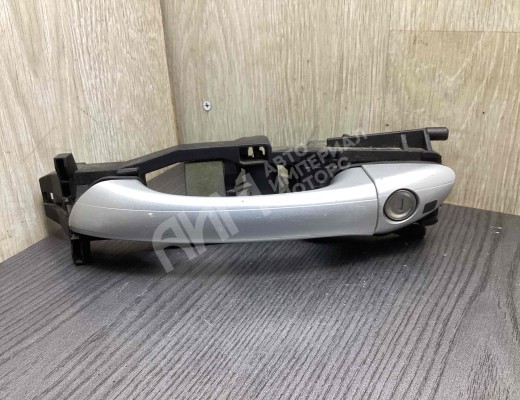 Ручка наружная передняя левая Mercedes E (W211) 2002-2006  Mercedes E E (W211) 2002-2006