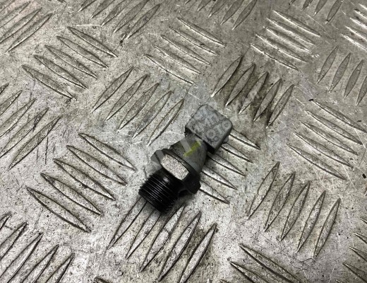 Датчик давления масла Peugeot 806 1994-2002  Peugeot 806 806 1994-2002