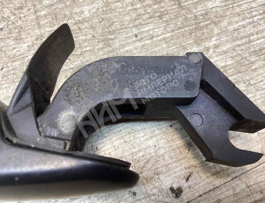 Ручка наружная передняя левая Volkswagen Golf IV (1J) 1997-2004  Volkswagen Golf Golf IV (1J) 1997-2004