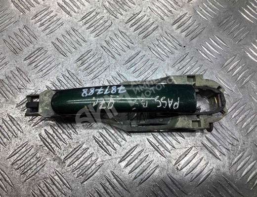 Ручка наружная передняя левая Volkswagen Passat B5 (3B) 1996-2000  Volkswagen Passat Passat B5 (3B) 1996-2000