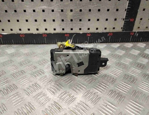 Замок двери передней левой Opel Zafira B 2005-2008  Opel Zafira Zafira B 2005-2008
