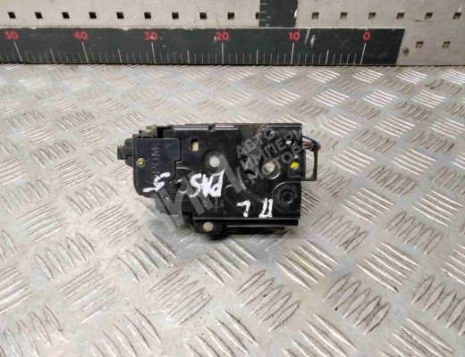 Замок двери передней левой Volkswagen Passat B5+ (3B) 2000-2005 рестайлинг  Volkswagen Passat Passat B5+ (3B) 2000-2005 рестайлинг