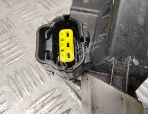 Замок двери передней левой Volkswagen Fox (5Z) 2003-2011  Volkswagen Fox Fox (5Z) 2003-2011