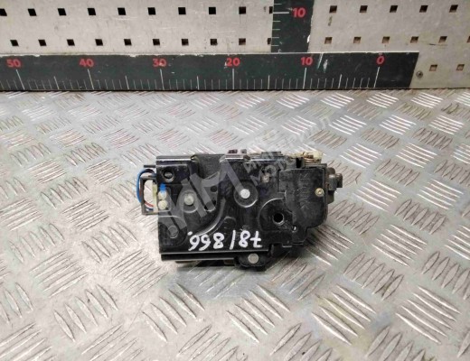 Замок двери задней правой Volkswagen Passat B5 (3B) 1996-2000  Volkswagen Passat Passat B5 (3B) 1996-2000