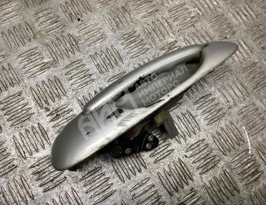 Ручка наружная сдвижной двери левой Chrysler Voyager IV (RG) 2001-2008  Chrysler Voyager Voyager IV (RG) 2001-2008