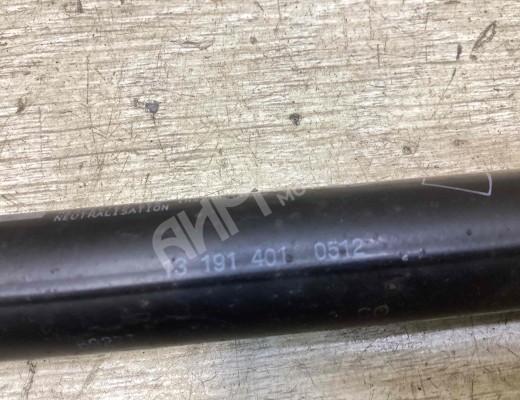 Амортизатор крышки багажника (3-5 двери) Opel Signum 2003-2005  Opel Signum Signum 2003-2005