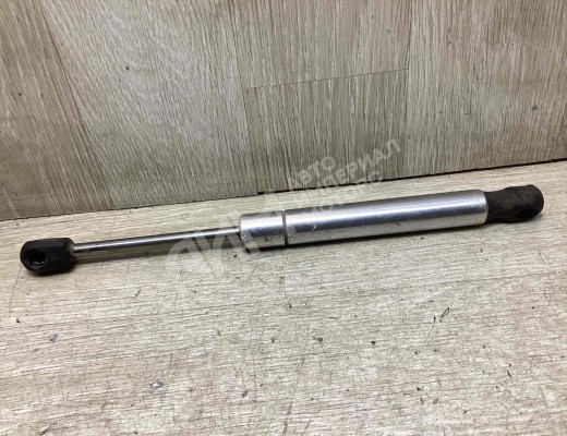 Амортизатор крышки багажника (3-5 двери) Volkswagen Passat B5+ (3B) 2000-2005 рестайлинг  Volkswagen Passat Passat B5+ (3B) 2000-2005 рестайлинг