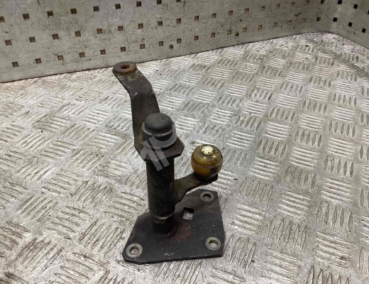 Кронштейн КПП Audi A3 I (8L) 1996-2000  Audi A3 A3 I (8L) 1996-2000