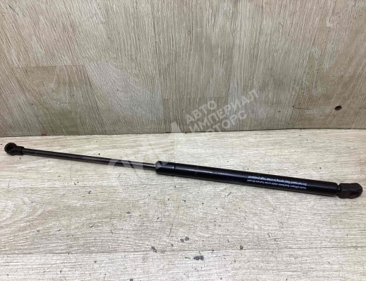 Амортизатор крышки багажника (3-5 двери) Volkswagen Golf IV (1J) 1997-2004  Volkswagen Golf Golf IV (1J) 1997-2004