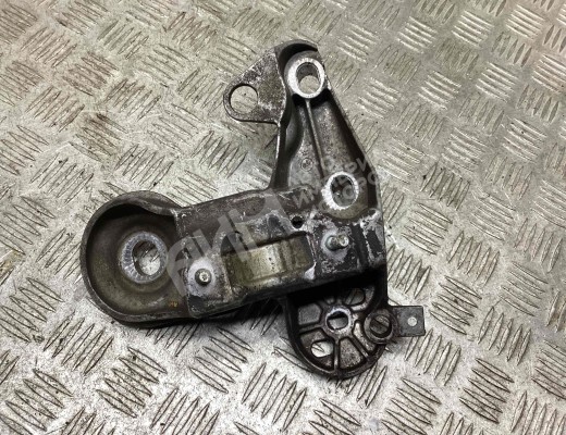 Кронштейн стабилизатора Audi A4 B6 (8EC, 8E5) 2000-2004  Audi A4 A4 B6 (8EC, 8E5) 2000-2004