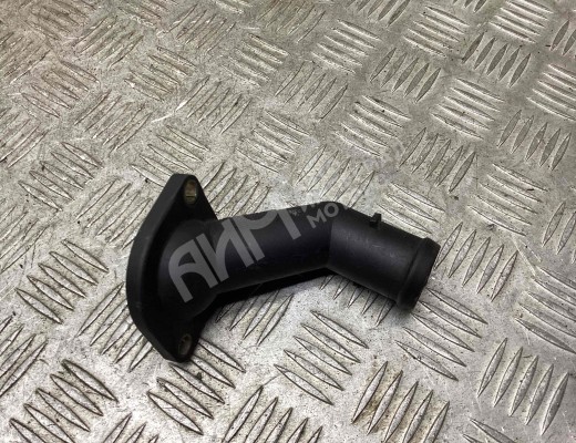 Фланец (тройник) системы охлаждения Volkswagen Golf IV (1J) 1997-2004  Volkswagen Golf Golf IV (1J) 1997-2004