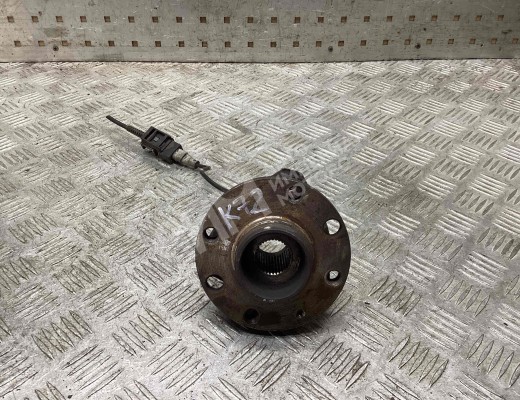 Ступица передняя левая Opel Astra H 2007-2010 рестайлинг  Opel Astra Astra H 2007-2010 рестайлинг