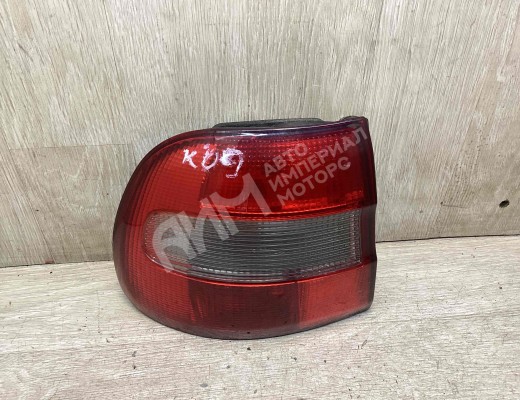 Фонарь задний левый Volvo V40 I (VW) 2000-2004 рестайлинг  Volvo V40 V40 I (VW) 2000-2004 рестайлинг