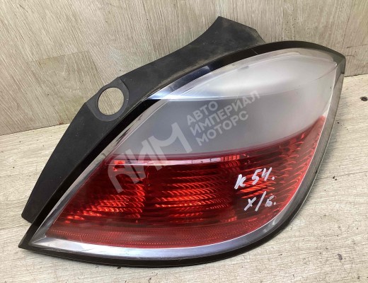 Фонарь задний правый Opel Astra H 2004-2007  Opel Astra Astra H 2004-2007