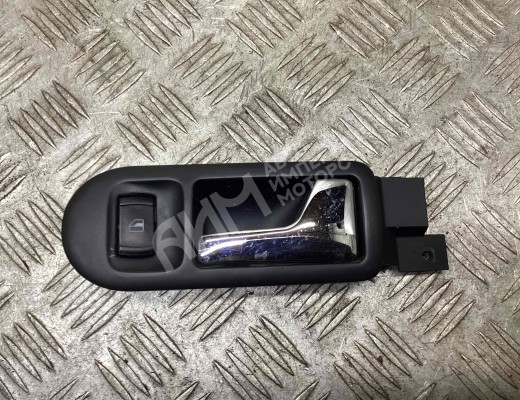 Ручка внутренняя передняя правая Volkswagen Passat B5 (3B) 1996-2000  Volkswagen Passat Passat B5 (3B) 1996-2000