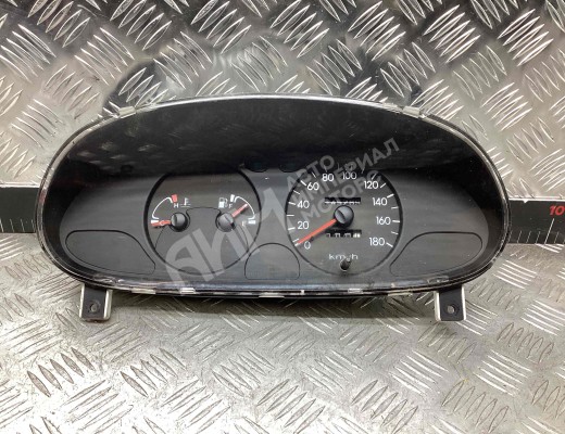 Щиток приборов (приборная панель) Hyundai Libero 2000-2007  Hyundai Libero Libero 2000-2007