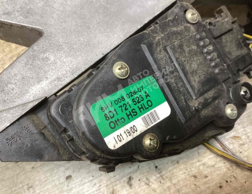 Узел педальный (блок педалей) Volkswagen Passat B5 (3B) 1996-2000  Volkswagen Passat Passat B5 (3B) 1996-2000