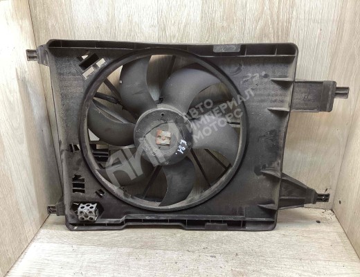 Вентилятор радиатора Renault Megane II 2006-2009 рестайлинг  Renault Megane Megane II 2006-2009 рестайлинг