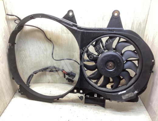 Вентилятор радиатора Audi A4 B6 (8EC, 8E5) 2000-2004  Audi A4 A4 B6 (8EC, 8E5) 2000-2004