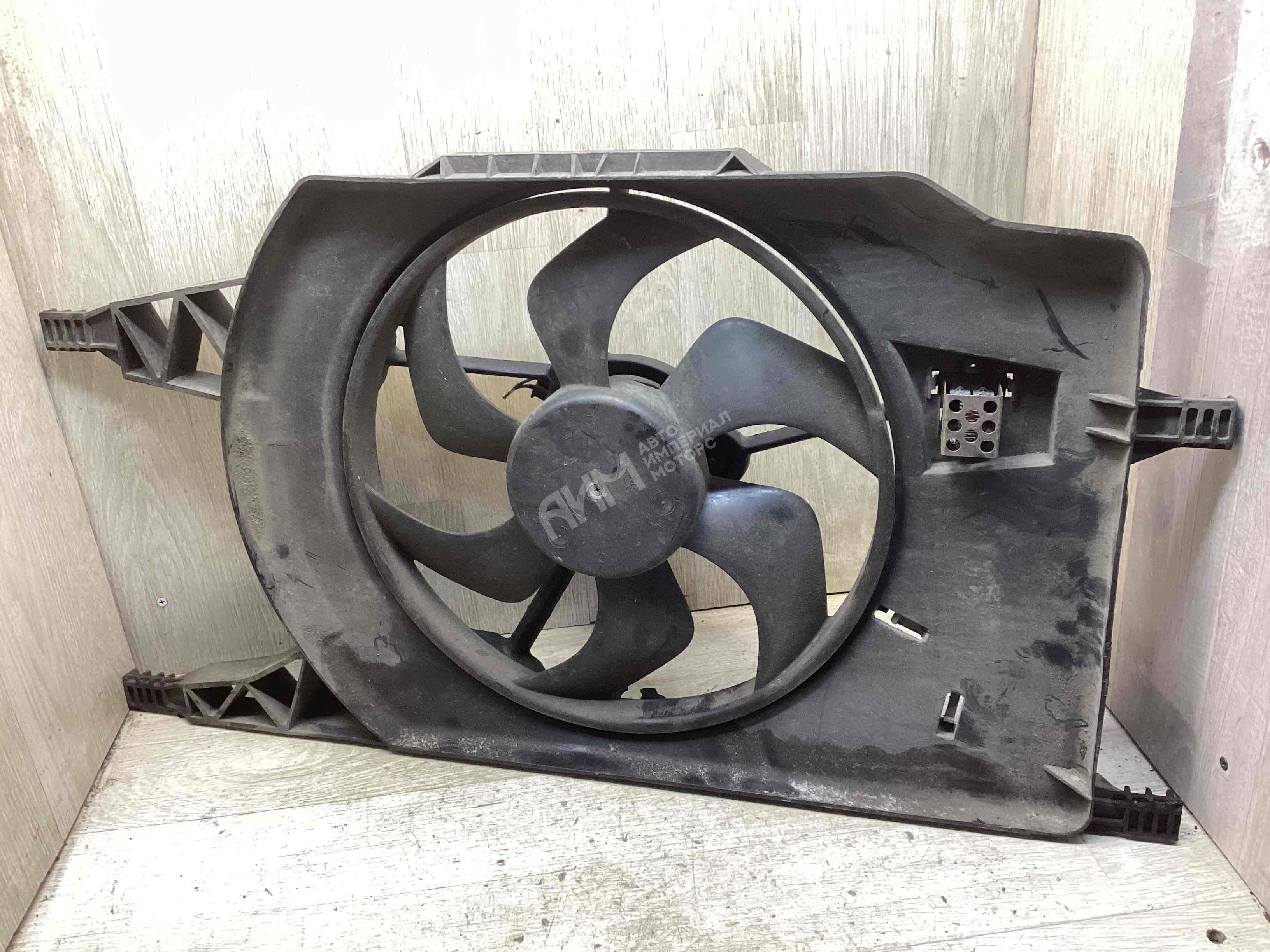Вентилятор радиатора  Renault Espace