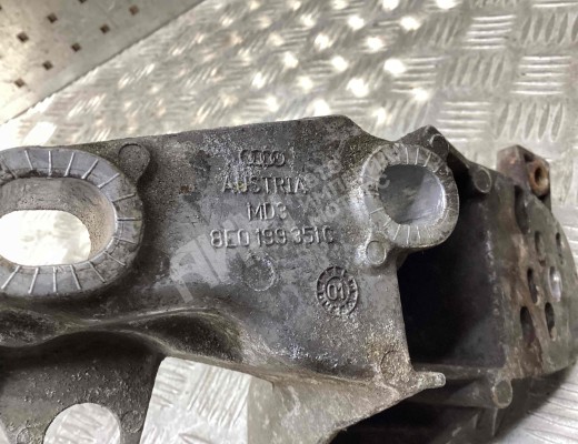 Кронштейн стабилизатора Audi A4 B6 (8EC, 8E5) 2000-2004  Audi A4 A4 B6 (8EC, 8E5) 2000-2004
