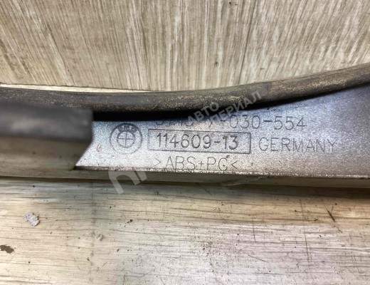 Ус под фару правый BMW 3-Series (E46) 2001-2005 рестайлинг  BMW 3-Series 3-Series (E46) 2001-2005 рестайлинг