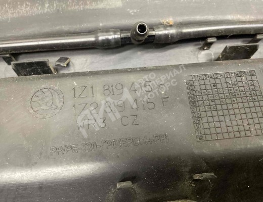 Дождевик Skoda Octavia A5 (1Z) 2004-2008  Skoda Octavia Octavia A5 (1Z) 2004-2008