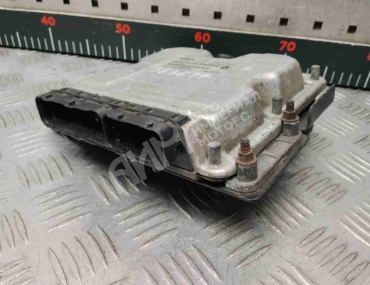 Блок управления двигателем Chrysler Voyager IV (RG) 2001-2008  Chrysler Voyager Voyager IV (RG) 2001-2008