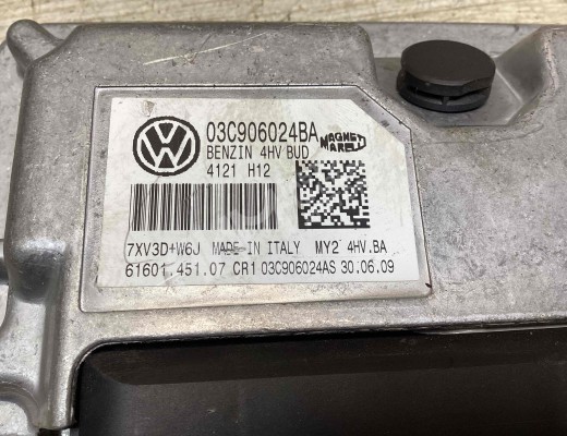 Блок управления двигателем Volkswagen Caddy III (2K) 2004-2010  Volkswagen Caddy Caddy III (2K) 2004-2010