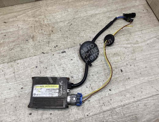 Блок розжига ксенона Volkswagen Passat B5+ (3B) 2000-2005 рестайлинг  Volkswagen Passat Passat B5+ (3B) 2000-2005 рестайлинг