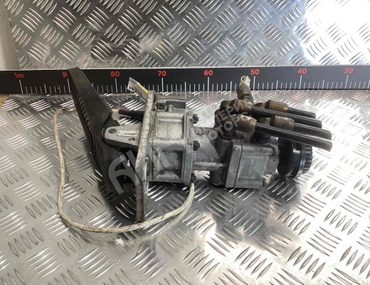 Кран главный тормозной Setra S315 (NF) 1996-2006  Setra S S315 (NF) 1996-2006