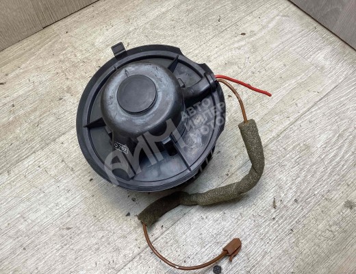 Моторчик печки Volkswagen Golf III (1H) 1991-1997  Volkswagen Golf Golf III (1H) 1991-1997