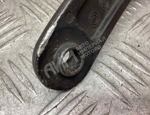 Щеткодержатель (поводок стеклоочистителя, дворник) Renault Megane II 2002-2006  Renault Megane Megane II 2002-2006