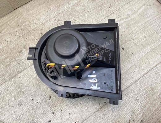 Моторчик печки Volkswagen Golf IV (1J) 1997-2004  Volkswagen Golf Golf IV (1J) 1997-2004